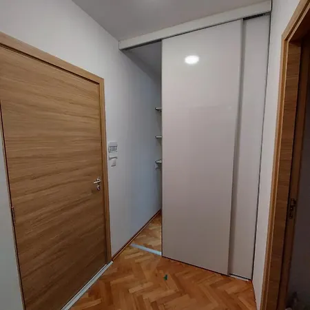 L&c локация и комфорт Apartment Sofia